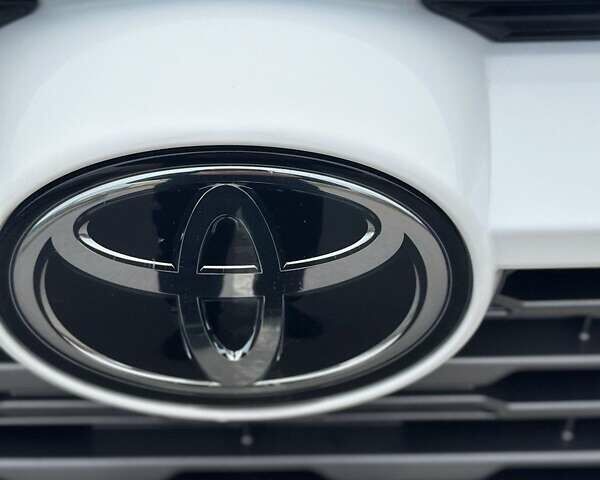 Білий Тойота РАВ 4, об'ємом двигуна 1.99 л та пробігом 94 тис. км за 28000 $, фото 14 на Automoto.ua
