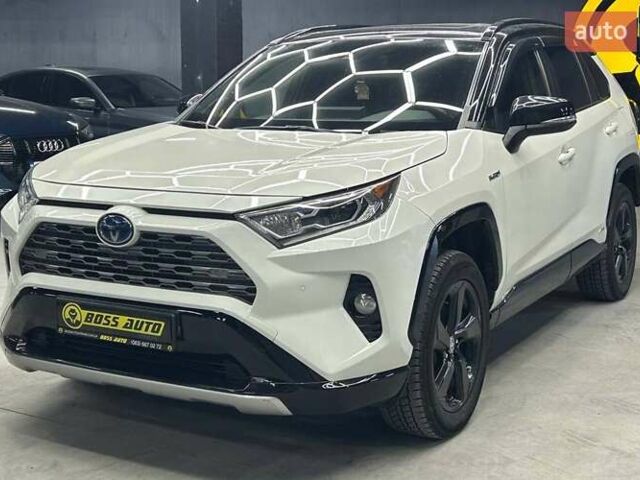 Білий Тойота РАВ 4, об'ємом двигуна 2.49 л та пробігом 78 тис. км за 31500 $, фото 2 на Automoto.ua