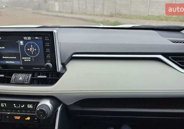 Белый Тойота РАВ 4, объемом двигателя 2.49 л и пробегом 100 тыс. км за 36500 $, фото 9 на Automoto.ua