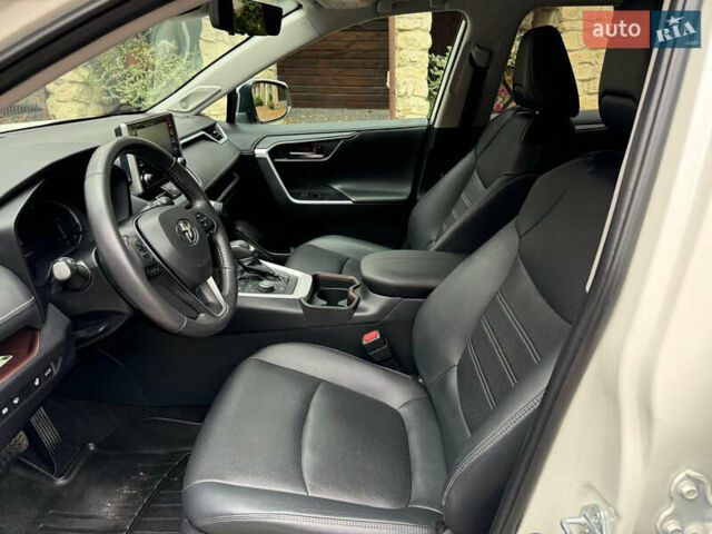 Белый Тойота РАВ 4, объемом двигателя 2.49 л и пробегом 78 тыс. км за 28500 $, фото 34 на Automoto.ua