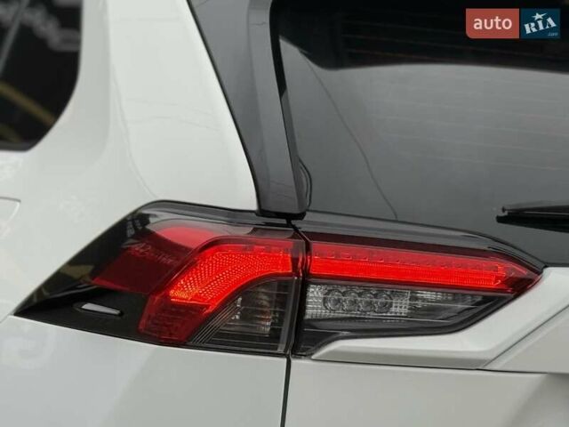 Белый Тойота РАВ 4, объемом двигателя 1.99 л и пробегом 77 тыс. км за 25300 $, фото 25 на Automoto.ua