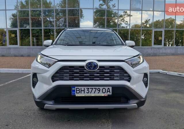 Білий Тойота РАВ 4, об'ємом двигуна 2.49 л та пробігом 57 тис. км за 33900 $, фото 7 на Automoto.ua