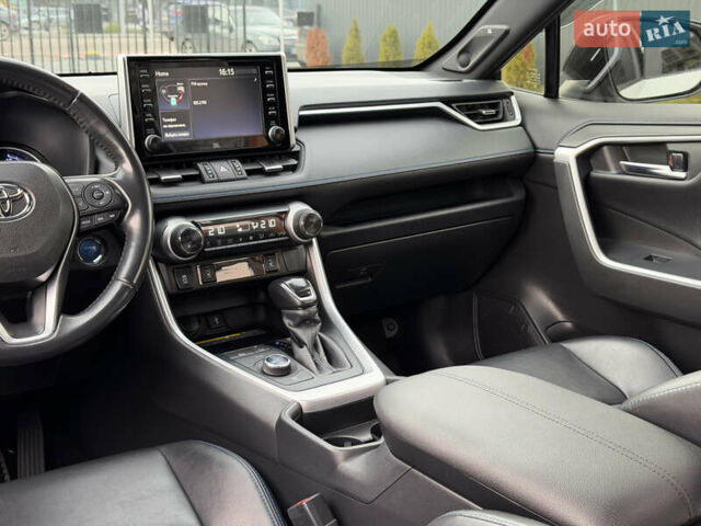 Белый Тойота РАВ 4, объемом двигателя 2.5 л и пробегом 118 тыс. км за 34000 $, фото 39 на Automoto.ua