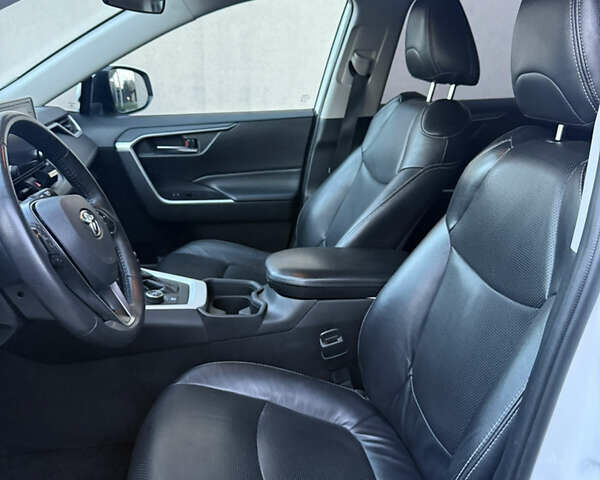 Белый Тойота РАВ 4, объемом двигателя 2.49 л и пробегом 95 тыс. км за 31153 $, фото 12 на Automoto.ua