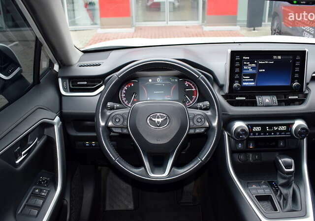 Білий Тойота РАВ 4, об'ємом двигуна 1.99 л та пробігом 112 тис. км за 26800 $, фото 8 на Automoto.ua