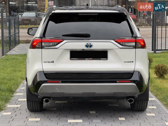 Белый Тойота РАВ 4, объемом двигателя 2.5 л и пробегом 118 тыс. км за 34000 $, фото 19 на Automoto.ua