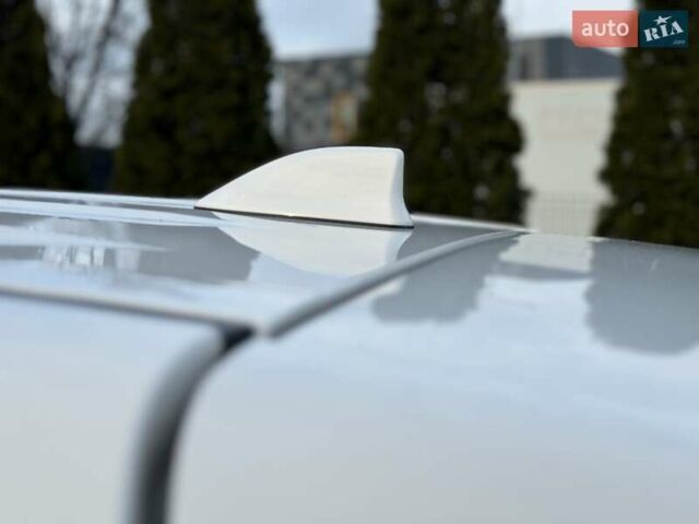 Білий Тойота РАВ 4, об'ємом двигуна 1.99 л та пробігом 76 тис. км за 22500 $, фото 21 на Automoto.ua