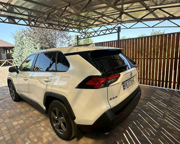 Білий Тойота РАВ 4, об'ємом двигуна 1.99 л та пробігом 89 тис. км за 27900 $, фото 5 на Automoto.ua