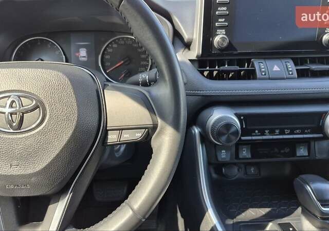 Білий Тойота РАВ 4, об'ємом двигуна 1.99 л та пробігом 47 тис. км за 28000 $, фото 17 на Automoto.ua