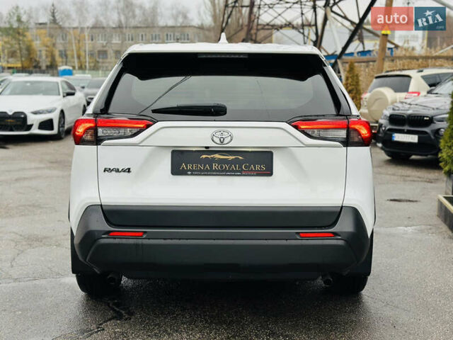 Белый Тойота РАВ 4, объемом двигателя 1.99 л и пробегом 95 тыс. км за 26700 $, фото 10 на Automoto.ua