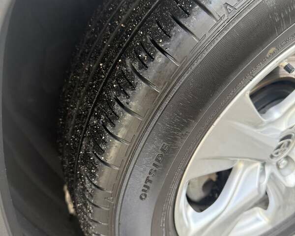 Тойота РАВ 4 2021 в Полтаве на Automoto.ua Белый Тойота РАВ 4, объемом двигателя 1.99 л и пробегом 32 тыс. км за 30900 $, фото 47 на Automoto.ua