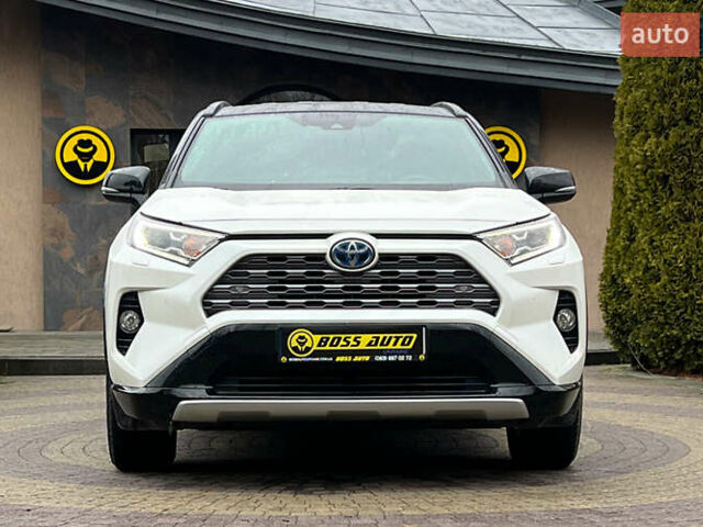 Білий Тойота РАВ 4, об'ємом двигуна 2.49 л та пробігом 57 тис. км за 38750 $, фото 1 на Automoto.ua