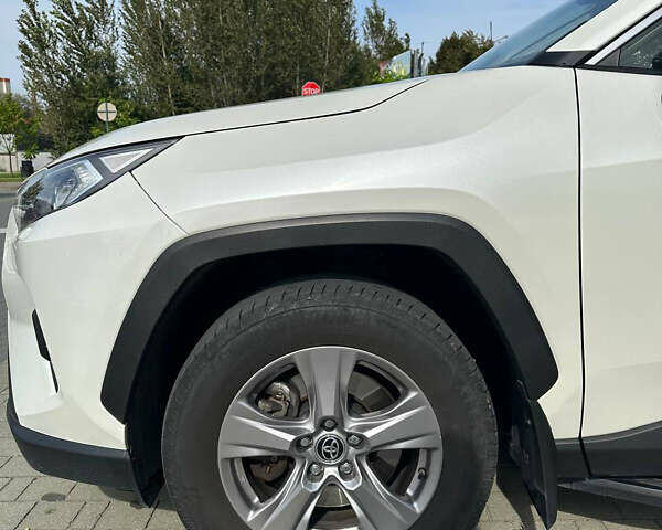Білий Тойота РАВ 4, об'ємом двигуна 1.99 л та пробігом 57 тис. км за 29000 $, фото 8 на Automoto.ua