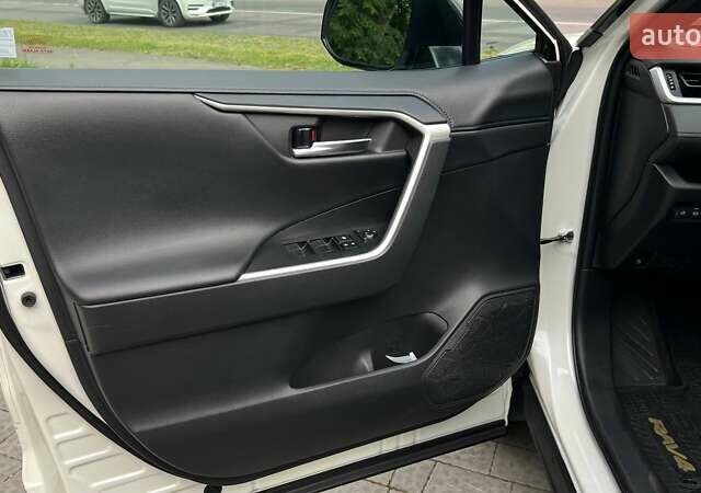 Білий Тойота РАВ 4, об'ємом двигуна 2.49 л та пробігом 86 тис. км за 33900 $, фото 31 на Automoto.ua