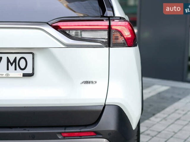 Белый Тойота РАВ 4, объемом двигателя 1.99 л и пробегом 55 тыс. км за 29900 $, фото 30 на Automoto.ua