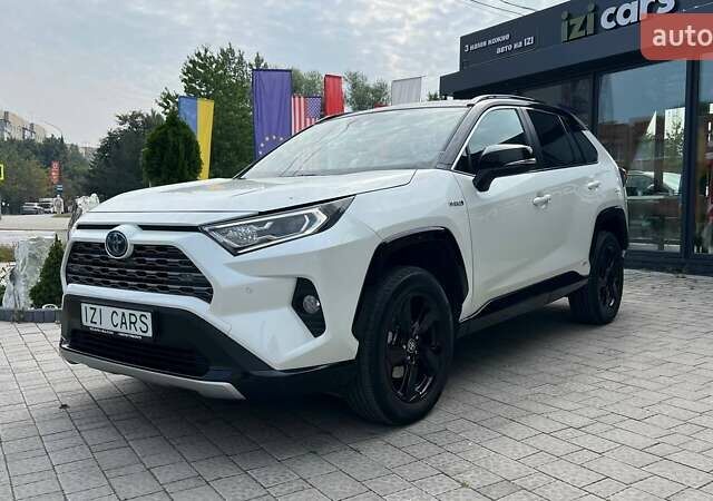 Білий Тойота РАВ 4, об'ємом двигуна 2.49 л та пробігом 86 тис. км за 33900 $, фото 1 на Automoto.ua