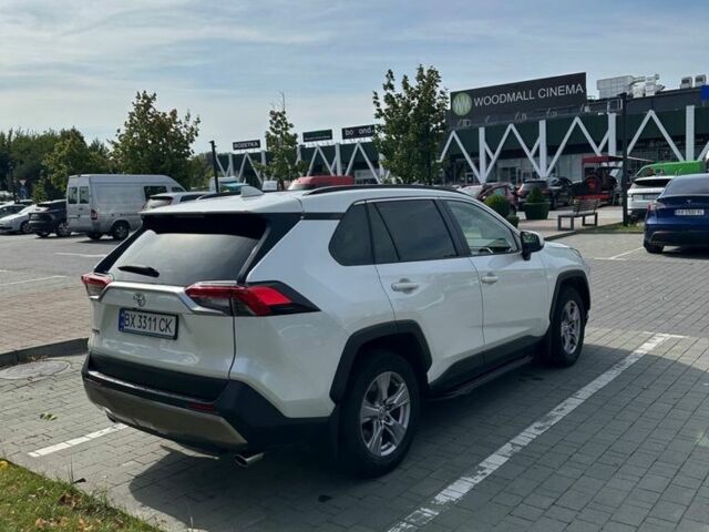 Белый Тойота РАВ 4, объемом двигателя 2 л и пробегом 57 тыс. км за 28000 $, фото 4 на Automoto.ua