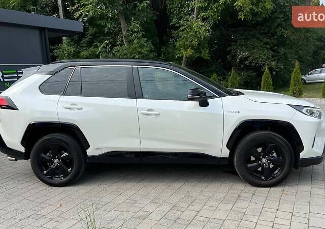 Білий Тойота РАВ 4, об'ємом двигуна 2.49 л та пробігом 86 тис. км за 33900 $, фото 7 на Automoto.ua