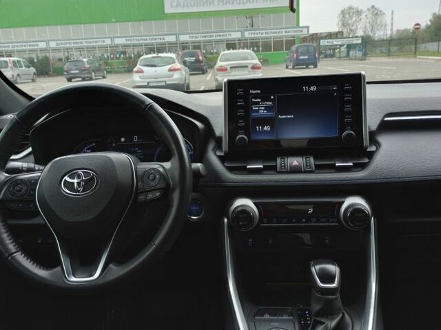 Тойота РАВ 4 2021 в Черновцах на Automoto.ua Белый Тойота РАВ 4, объемом двигателя 2.5 л и пробегом 50 тыс. км за 38000 $, фото 7 на Automoto.ua
