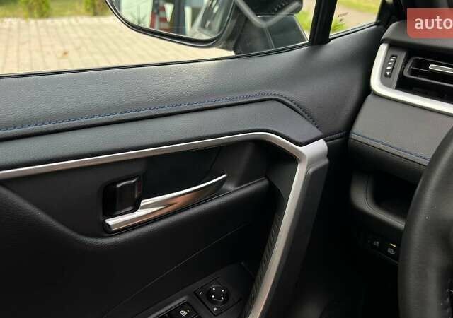 Білий Тойота РАВ 4, об'ємом двигуна 2.49 л та пробігом 86 тис. км за 33900 $, фото 24 на Automoto.ua