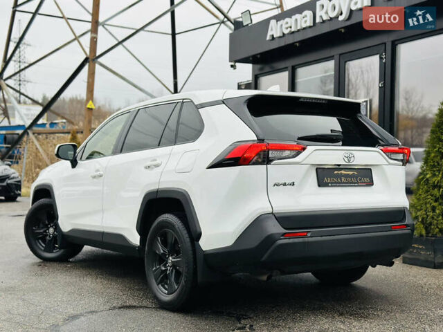 Белый Тойота РАВ 4, объемом двигателя 1.99 л и пробегом 95 тыс. км за 26700 $, фото 3 на Automoto.ua