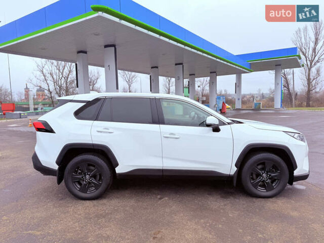 Белый Тойота РАВ 4, объемом двигателя 2 л и пробегом 95 тыс. км за 24999 $, фото 29 на Automoto.ua