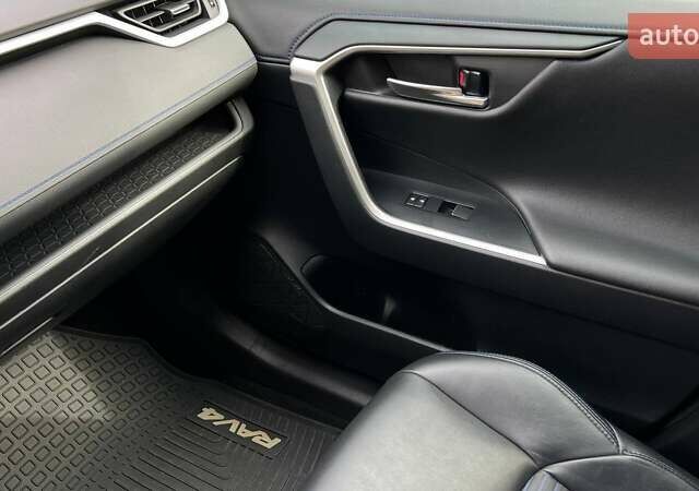 Білий Тойота РАВ 4, об'ємом двигуна 2.49 л та пробігом 86 тис. км за 33900 $, фото 20 на Automoto.ua