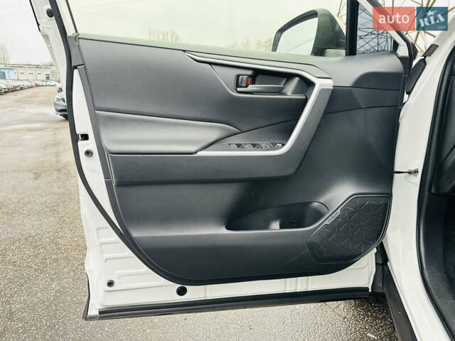 Белый Тойота РАВ 4, объемом двигателя 1.99 л и пробегом 95 тыс. км за 26700 $, фото 14 на Automoto.ua