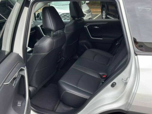 Белый Тойота РАВ 4, объемом двигателя 2.5 л и пробегом 21 тыс. км за 17400 $, фото 10 на Automoto.ua