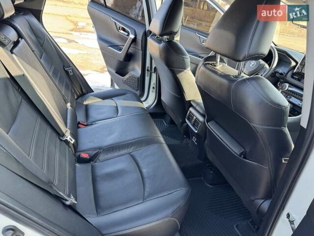 Белый Тойота РАВ 4, объемом двигателя 1.99 л и пробегом 44 тыс. км за 33900 $, фото 16 на Automoto.ua