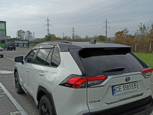 Тойота РАВ 4 2021 в Черновцах на Automoto.ua Белый Тойота РАВ 4, объемом двигателя 2.5 л и пробегом 50 тыс. км за 38000 $, фото 2 на Automoto.ua