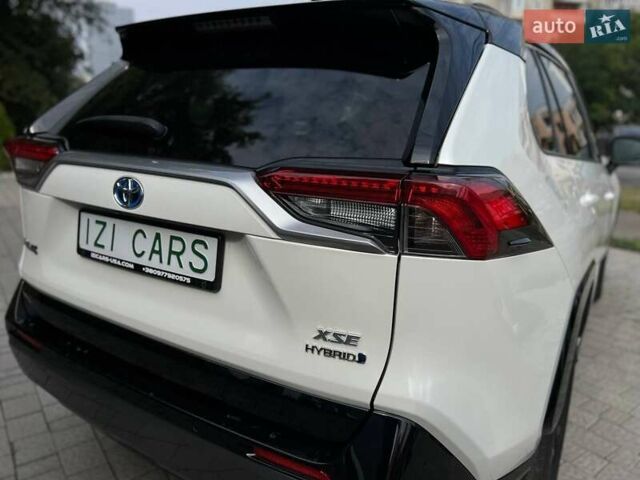 Білий Тойота РАВ 4, об'ємом двигуна 2.49 л та пробігом 86 тис. км за 33900 $, фото 11 на Automoto.ua