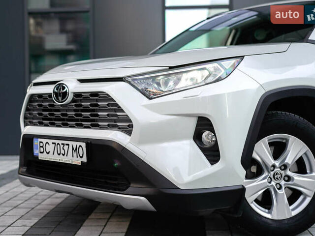 Белый Тойота РАВ 4, объемом двигателя 1.99 л и пробегом 55 тыс. км за 29900 $, фото 8 на Automoto.ua