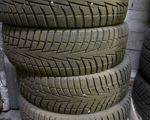 Тойота РАВ 4 2021 в Полтаве на Automoto.ua Белый Тойота РАВ 4, объемом двигателя 1.99 л и пробегом 32 тыс. км за 30900 $, фото 1 на Automoto.ua