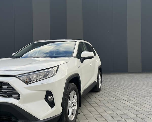 Білий Тойота РАВ 4, об'ємом двигуна 2.5 л та пробігом 25 тис. км за 35000 $, фото 3 на Automoto.ua