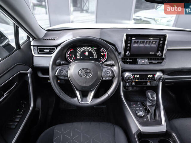 Белый Тойота РАВ 4, объемом двигателя 1.99 л и пробегом 55 тыс. км за 29900 $, фото 11 на Automoto.ua