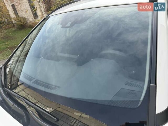 Тойота РАВ 4 2021 в Полтаве на Automoto.ua Белый Тойота РАВ 4, объемом двигателя 1.99 л и пробегом 32 тыс. км за 30900 $, фото 11 на Automoto.ua