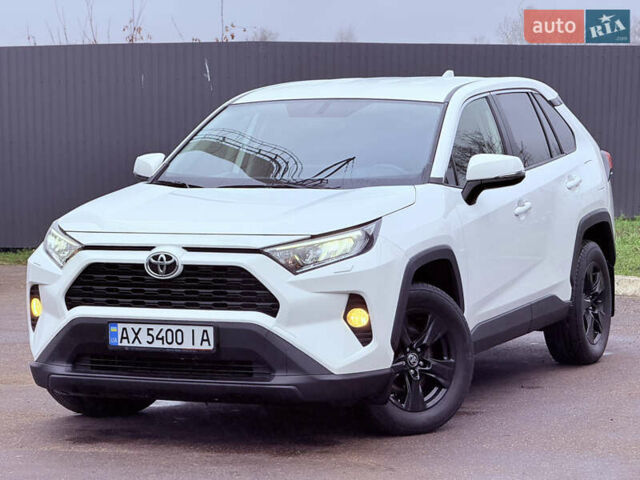 Белый Тойота РАВ 4, объемом двигателя 2 л и пробегом 95 тыс. км за 24999 $, фото 13 на Automoto.ua