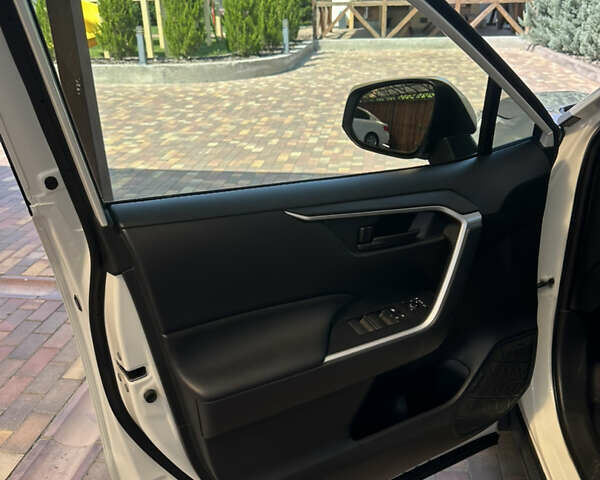 Білий Тойота РАВ 4, об'ємом двигуна 1.99 л та пробігом 89 тис. км за 27900 $, фото 14 на Automoto.ua