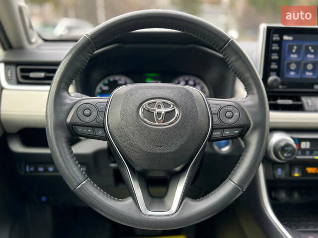 Белый Тойота РАВ 4, объемом двигателя 2.49 л и пробегом 99 тыс. км за 34800 $, фото 10 на Automoto.ua