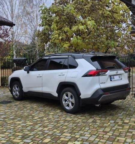 Белый Тойота РАВ 4, объемом двигателя 1.99 л и пробегом 55 тыс. км за 29000 $, фото 1 на Automoto.ua