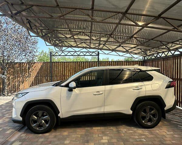 Білий Тойота РАВ 4, об'ємом двигуна 1.99 л та пробігом 89 тис. км за 27900 $, фото 3 на Automoto.ua