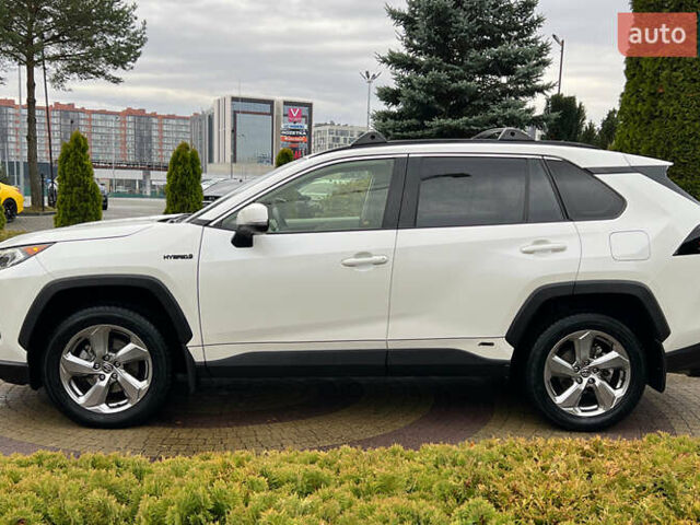 Белый Тойота РАВ 4, объемом двигателя 2.49 л и пробегом 99 тыс. км за 34800 $, фото 3 на Automoto.ua