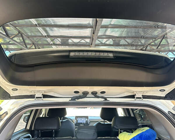 Білий Тойота РАВ 4, об'ємом двигуна 1.99 л та пробігом 89 тис. км за 27900 $, фото 20 на Automoto.ua