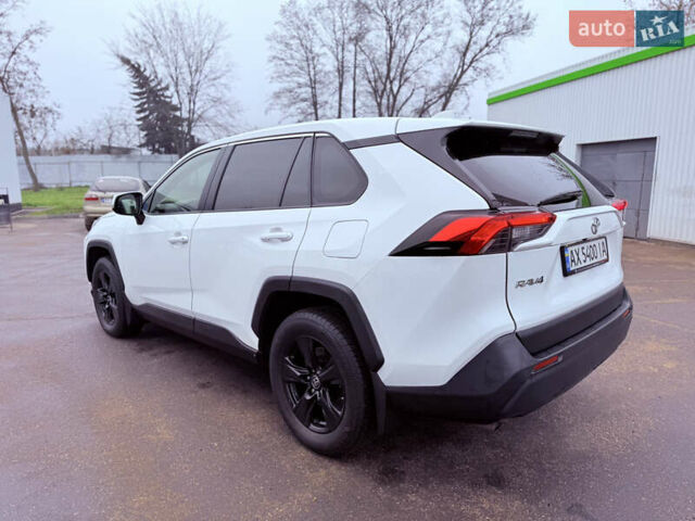 Белый Тойота РАВ 4, объемом двигателя 2 л и пробегом 95 тыс. км за 24999 $, фото 36 на Automoto.ua