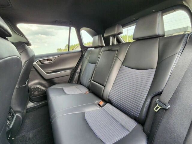 Білий Тойота РАВ 4, об'ємом двигуна 2.5 л та пробігом 78 тис. км за 18200 $, фото 9 на Automoto.ua