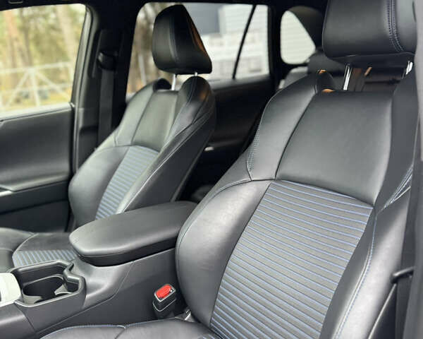 Белый Тойота РАВ 4, объемом двигателя 2.5 л и пробегом 55 тыс. км за 37500 $, фото 10 на Automoto.ua