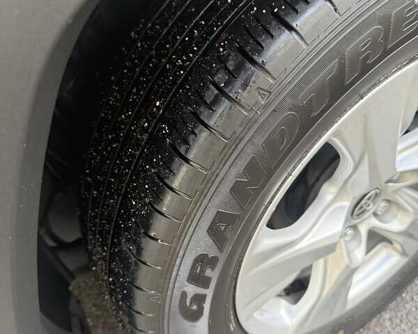 Тойота РАВ 4 2021 в Полтаве на Automoto.ua Белый Тойота РАВ 4, объемом двигателя 1.99 л и пробегом 32 тыс. км за 30900 $, фото 49 на Automoto.ua