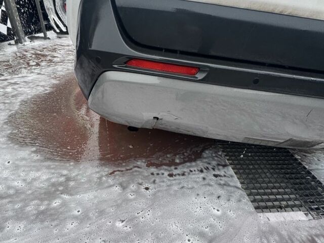 Белый Тойота РАВ 4, объемом двигателя 2.5 л и пробегом 260 тыс. км за 24500 $, фото 5 на Automoto.ua