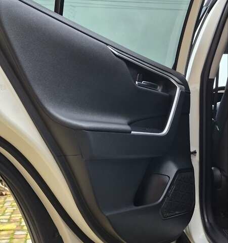 Белый Тойота РАВ 4, объемом двигателя 1.99 л и пробегом 55 тыс. км за 29000 $, фото 7 на Automoto.ua